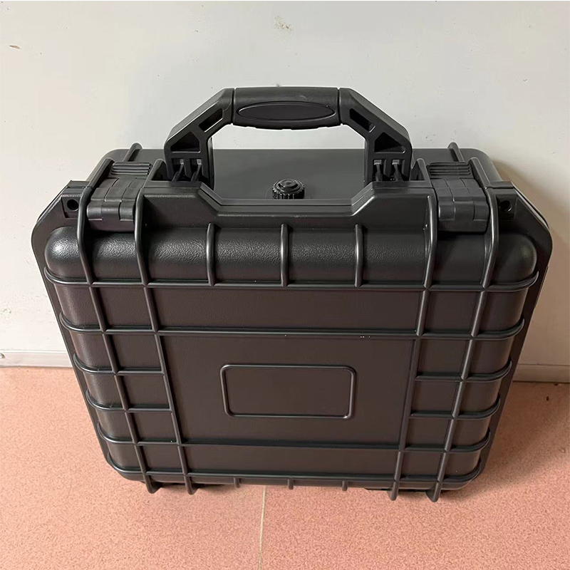 屋外メンテナンス用耐衝撃ツールボックス、防水・耐落下ガレージ - Fish Finder Case のレビューと価格